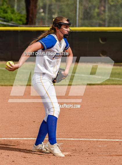 Thumbnail 1 in Agoura vs. Lakewood photogallery.