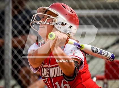 Thumbnail 1 in Agoura vs. Lakewood photogallery.