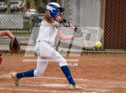 Thumbnail 2 in Agoura vs. Lakewood photogallery.