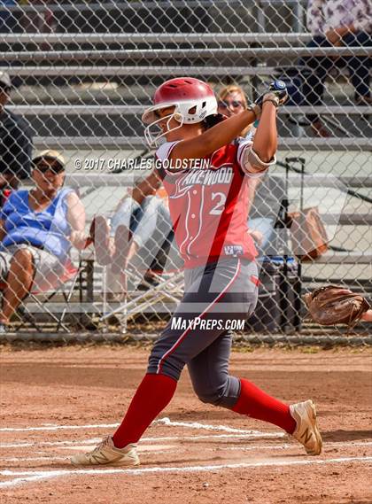 Thumbnail 3 in Agoura vs. Lakewood photogallery.