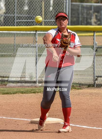 Thumbnail 2 in Agoura vs. Lakewood photogallery.