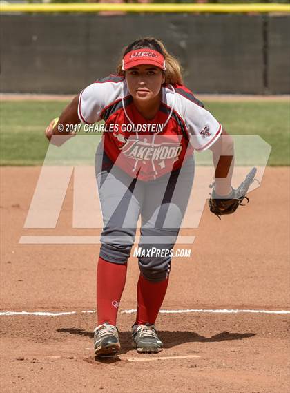 Thumbnail 1 in Agoura vs. Lakewood photogallery.