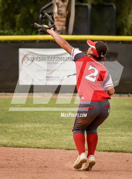 Thumbnail 3 in Agoura vs. Lakewood photogallery.