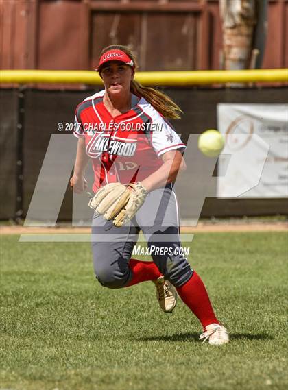 Thumbnail 1 in Agoura vs. Lakewood photogallery.