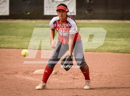 Thumbnail 2 in Agoura vs. Lakewood photogallery.