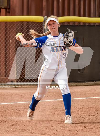 Thumbnail 3 in Agoura vs. Lakewood photogallery.