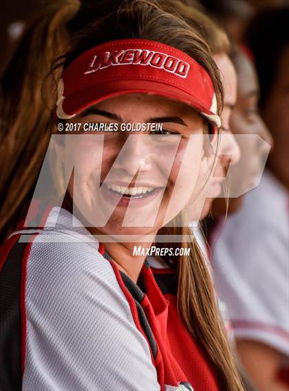 Thumbnail 3 in Agoura vs. Lakewood photogallery.