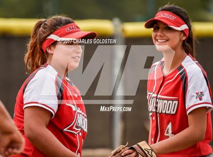 Thumbnail 1 in Agoura vs. Lakewood photogallery.