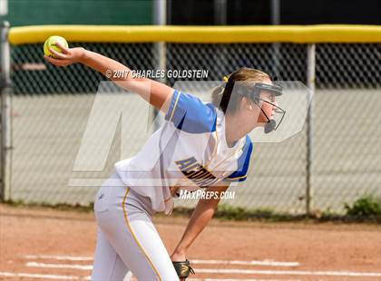 Thumbnail 2 in Agoura vs. Lakewood photogallery.