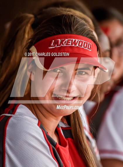 Thumbnail 1 in Agoura vs. Lakewood photogallery.