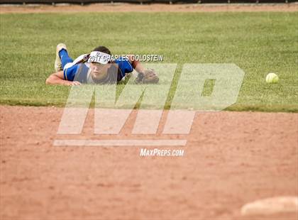 Thumbnail 2 in Agoura vs. Lakewood photogallery.