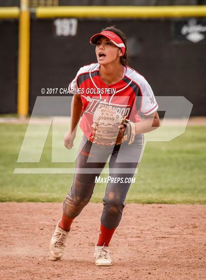 Thumbnail 2 in Agoura vs. Lakewood photogallery.