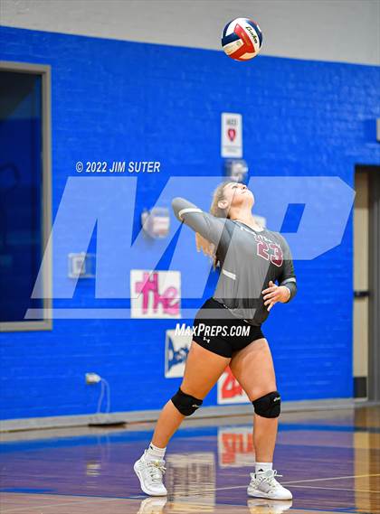 Thumbnail 2 in Snook vs Fayetteville photogallery.