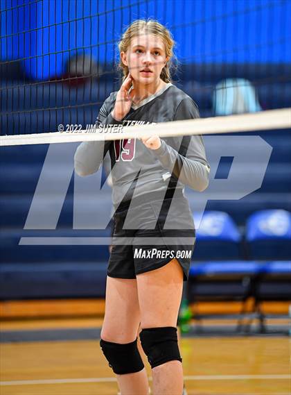 Thumbnail 1 in Snook vs Fayetteville photogallery.