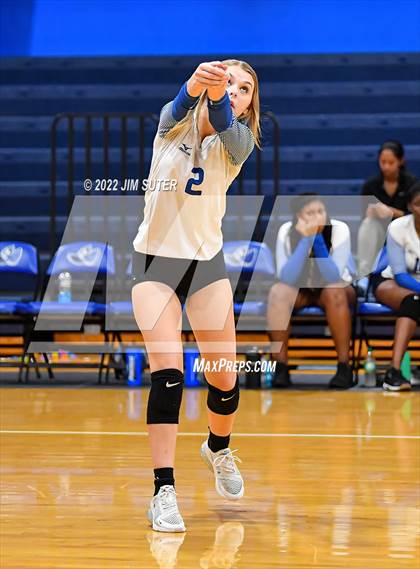 Thumbnail 3 in Snook vs Fayetteville photogallery.