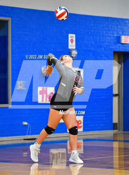 Thumbnail 2 in Snook vs Fayetteville photogallery.