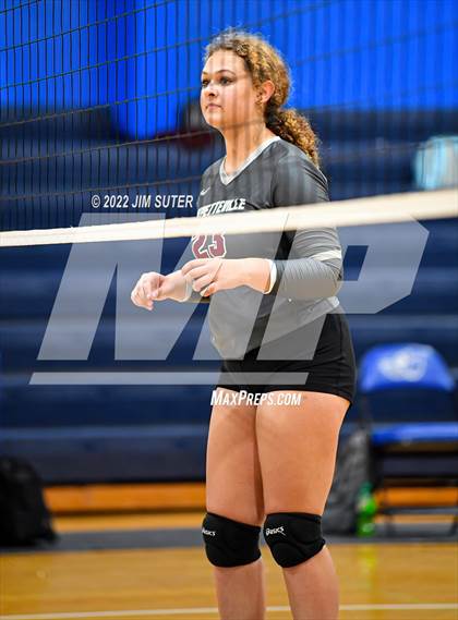 Thumbnail 1 in Snook vs Fayetteville photogallery.