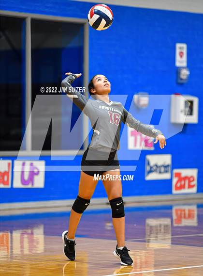 Thumbnail 1 in Snook vs Fayetteville photogallery.