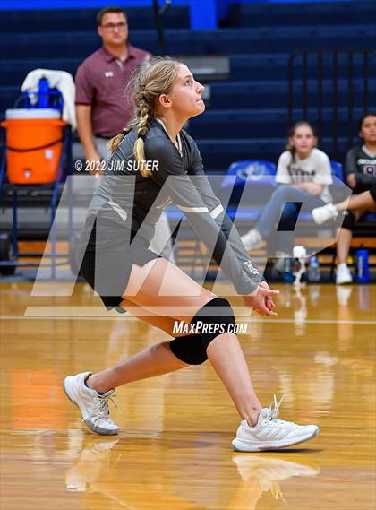 Thumbnail 2 in Snook vs Fayetteville photogallery.
