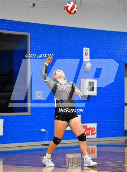 Thumbnail 3 in Snook vs Fayetteville photogallery.