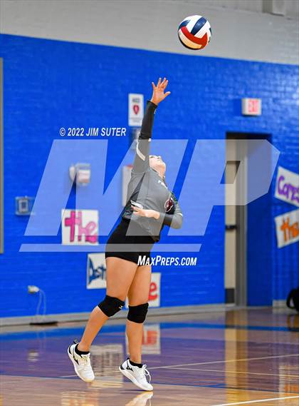 Thumbnail 3 in Snook vs Fayetteville photogallery.