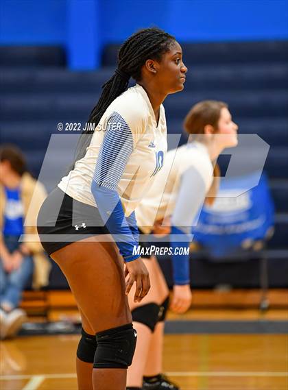 Thumbnail 2 in Snook vs Fayetteville photogallery.