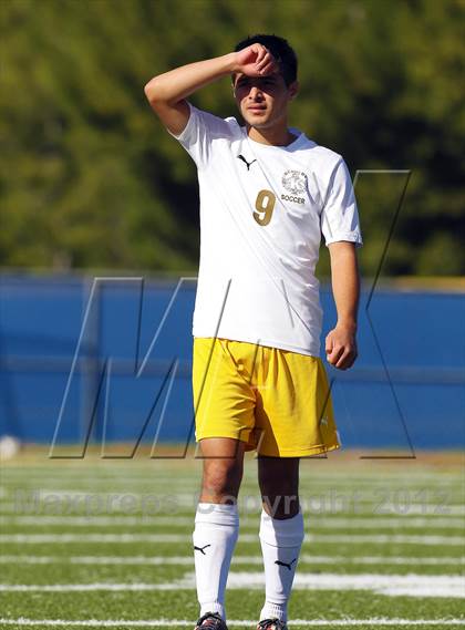 Thumbnail 1 in Royal vs. Kennedy (Valley Kickoff Classic) photogallery.