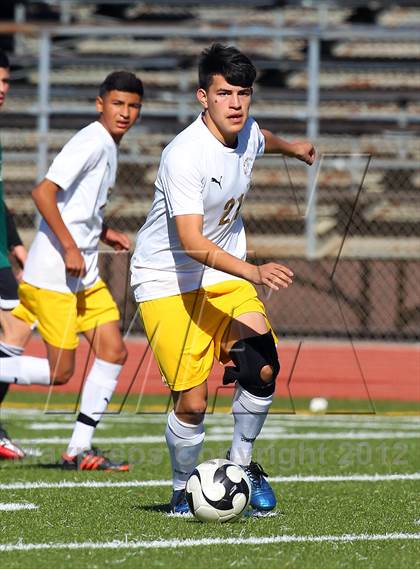 Thumbnail 1 in Royal vs. Kennedy (Valley Kickoff Classic) photogallery.