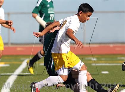 Thumbnail 1 in Royal vs. Kennedy (Valley Kickoff Classic) photogallery.