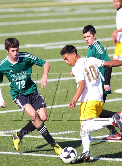 Thumbnail 1 in Royal vs. Kennedy (Valley Kickoff Classic) photogallery.