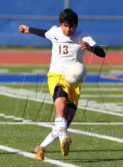 Thumbnail 3 in Royal vs. Kennedy (Valley Kickoff Classic) photogallery.