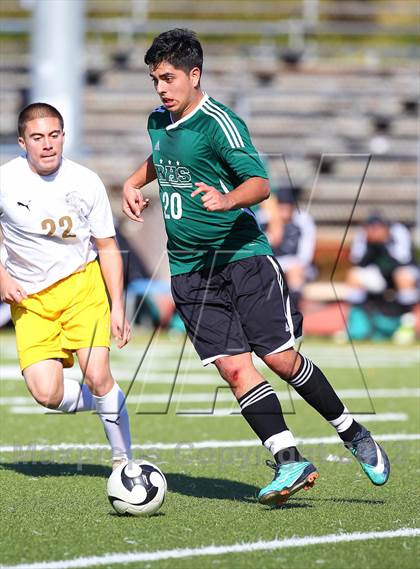 Thumbnail 3 in Royal vs. Kennedy (Valley Kickoff Classic) photogallery.