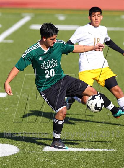 Thumbnail 2 in Royal vs. Kennedy (Valley Kickoff Classic) photogallery.