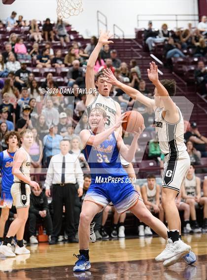 Thumbnail 2 in Slidell vs. Graford (UIL 1A Regional Quarterfinal) photogallery.