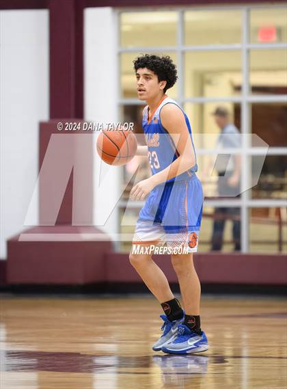 Thumbnail 3 in Slidell vs. Graford (UIL 1A Regional Quarterfinal) photogallery.