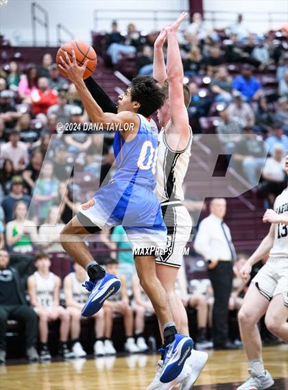 Thumbnail 2 in Slidell vs. Graford (UIL 1A Regional Quarterfinal) photogallery.