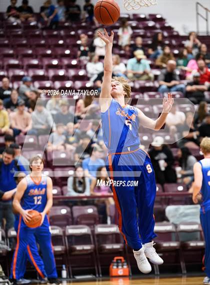 Thumbnail 2 in Slidell vs. Graford (UIL 1A Regional Quarterfinal) photogallery.