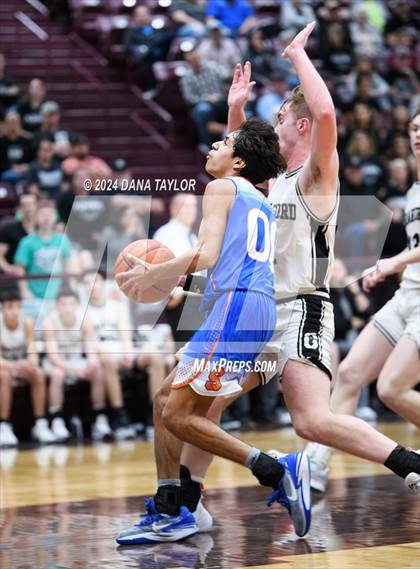 Thumbnail 1 in Slidell vs. Graford (UIL 1A Regional Quarterfinal) photogallery.