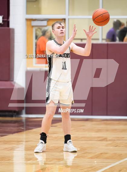Thumbnail 2 in Slidell vs. Graford (UIL 1A Regional Quarterfinal) photogallery.