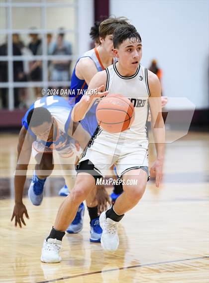 Thumbnail 2 in Slidell vs. Graford (UIL 1A Regional Quarterfinal) photogallery.