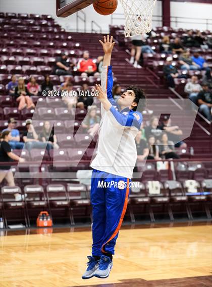 Thumbnail 2 in Slidell vs. Graford (UIL 1A Regional Quarterfinal) photogallery.