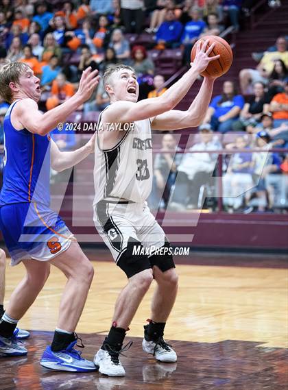 Thumbnail 1 in Slidell vs. Graford (UIL 1A Regional Quarterfinal) photogallery.