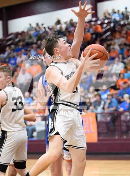Thumbnail 3 in Slidell vs. Graford (UIL 1A Regional Quarterfinal) photogallery.