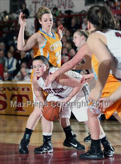 Thumbnail 2 in Morristown-Hamblen West vs Sullivan Central (1st Round Regional AAA) photogallery.