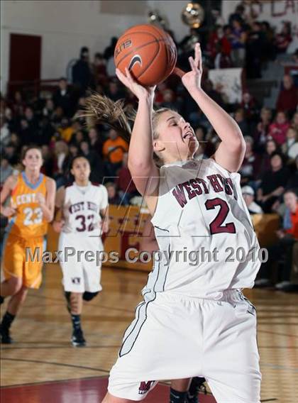 Thumbnail 2 in Morristown-Hamblen West vs Sullivan Central (1st Round Regional AAA) photogallery.
