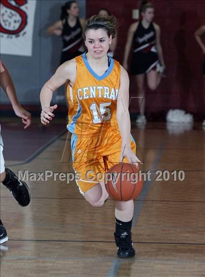 Thumbnail 2 in Morristown-Hamblen West vs Sullivan Central (1st Round Regional AAA) photogallery.