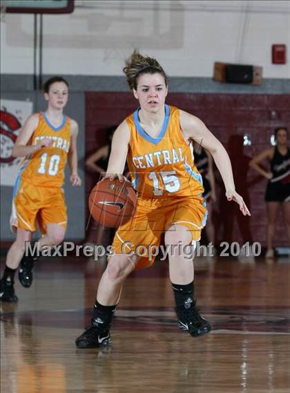 Thumbnail 1 in Morristown-Hamblen West vs Sullivan Central (1st Round Regional AAA) photogallery.