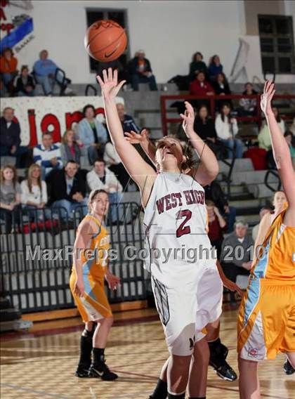 Thumbnail 1 in Morristown-Hamblen West vs Sullivan Central (1st Round Regional AAA) photogallery.