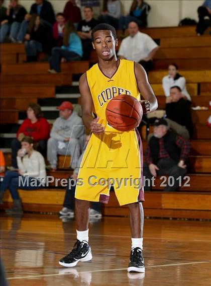 Thumbnail 2 in Ludlow vs. Cooper (Lloyd Memorial Classic) photogallery.