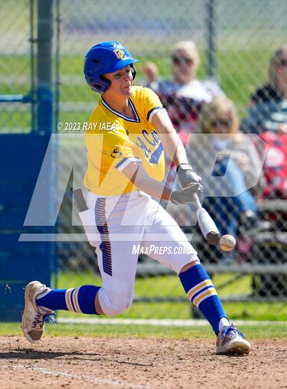 Thumbnail 3 in Roseville @ Del Campo photogallery.